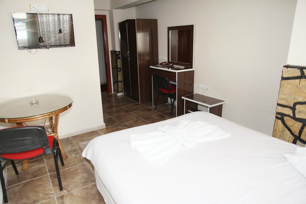 Kapris Hotel Κιρσεχίρ Δωμάτιο φωτογραφία