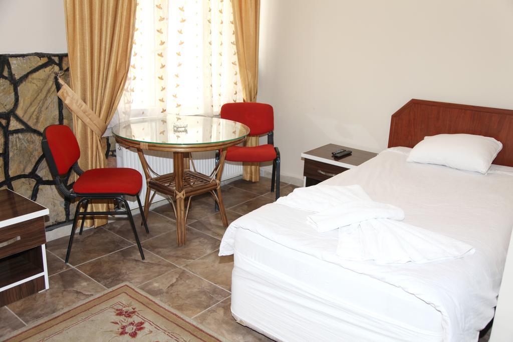 Kapris Hotel Κιρσεχίρ Δωμάτιο φωτογραφία