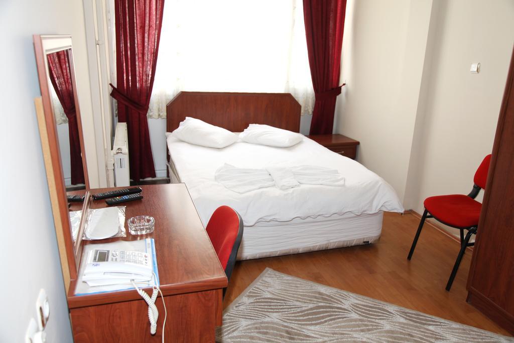 Kapris Hotel Κιρσεχίρ Δωμάτιο φωτογραφία