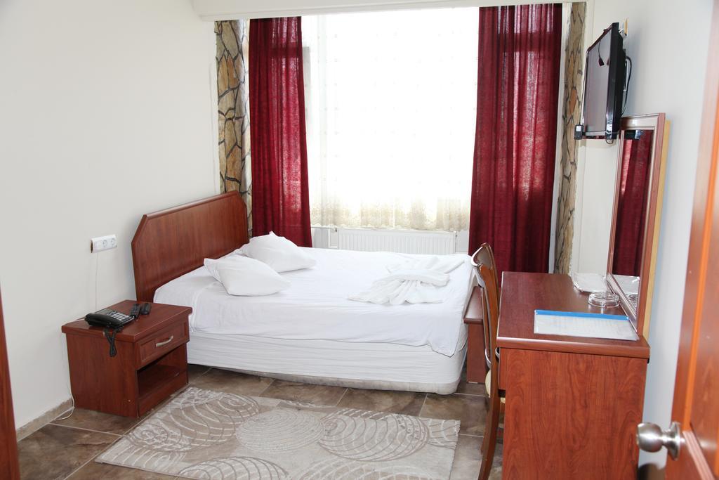 Kapris Hotel Κιρσεχίρ Δωμάτιο φωτογραφία